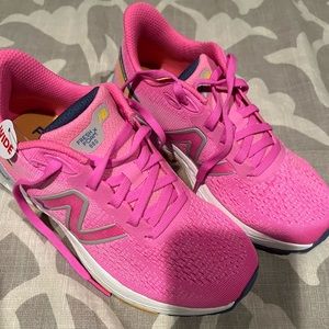 New Balance Girls Shoes NWT